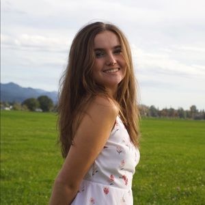 Meet your Posher, Tia